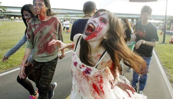 Mơ nói chuyện với zombie