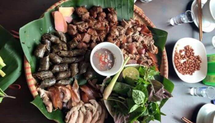 Nằm mơ thấy ăn thịt chó ở đám cưới