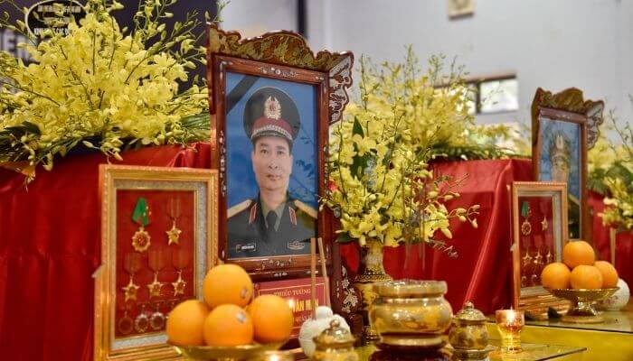 Nằm mơ thấy đi chụp ảnh làm di ảnh