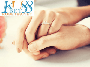 nằm mơ thấy kết hôn đánh con gì