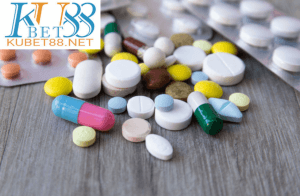 nằm mơ thấy mua thuoosv tây đánh con gì